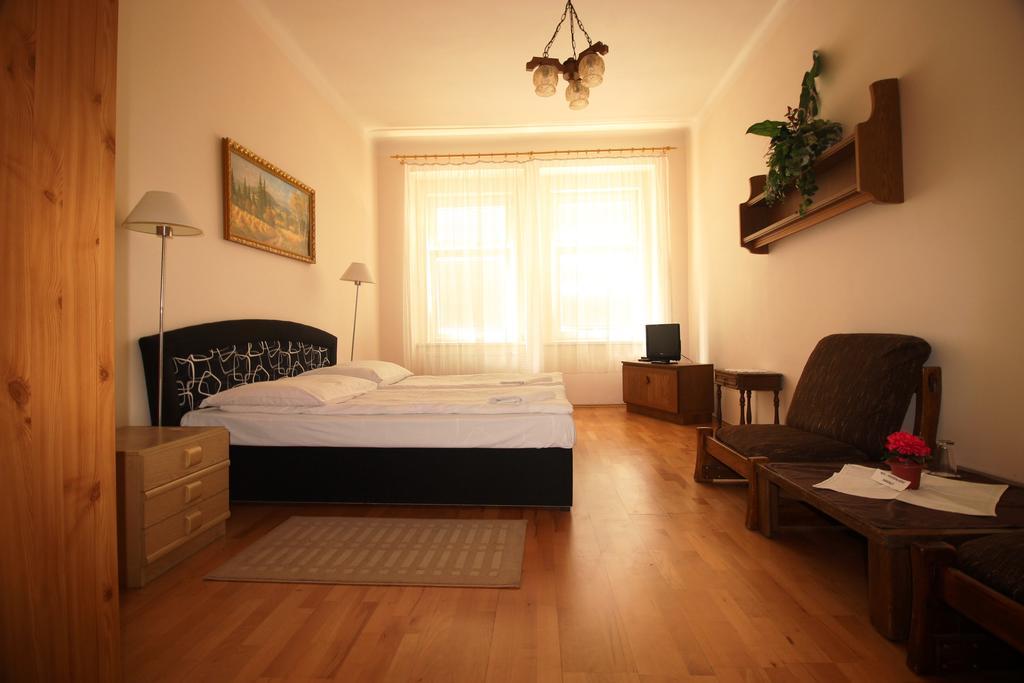 Pension Berg Prague Chambre photo