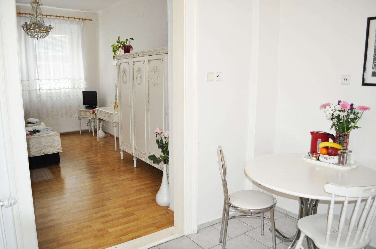 Pension Berg Prague Extérieur photo